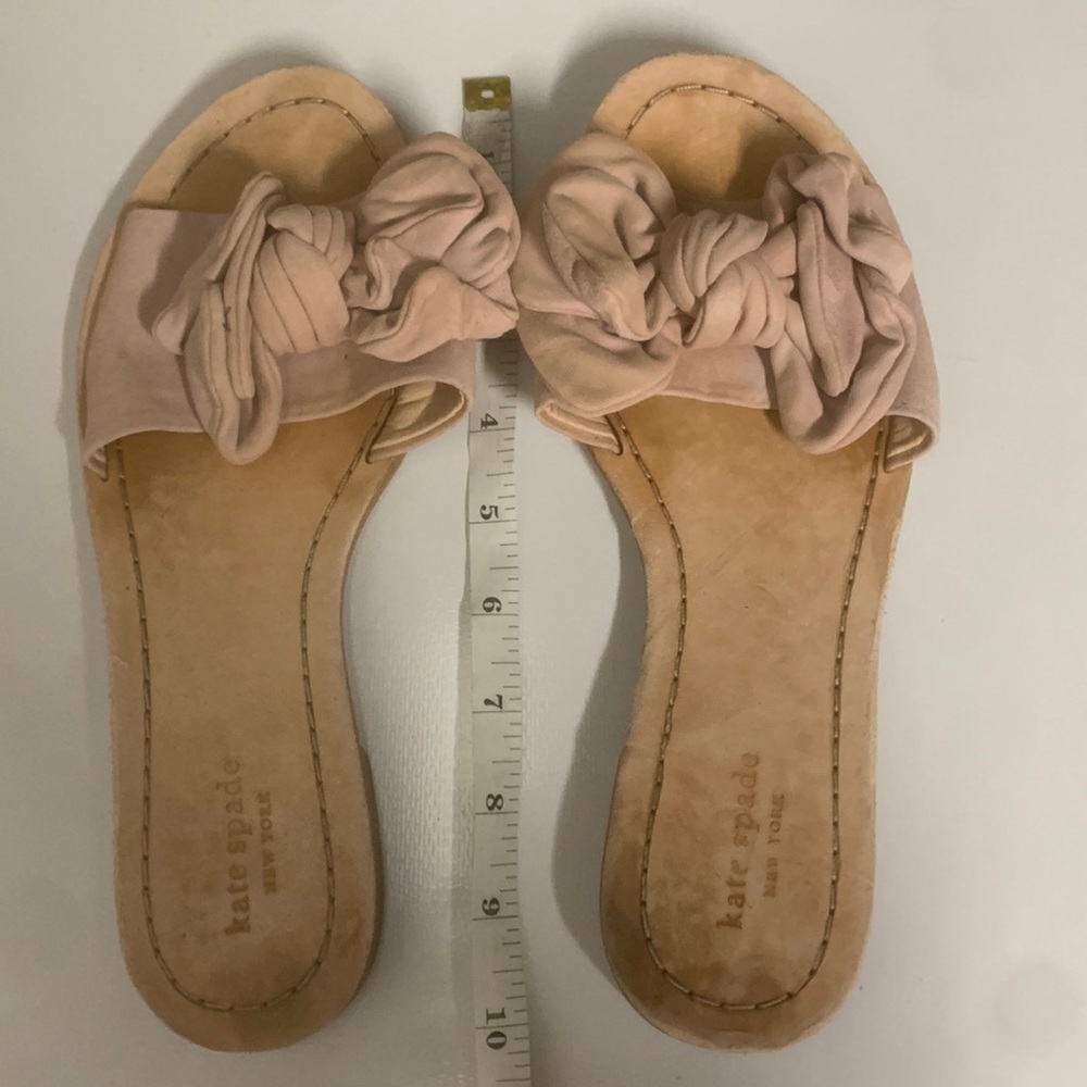 Baby pink bleached out Kate Spade ♠️ slides